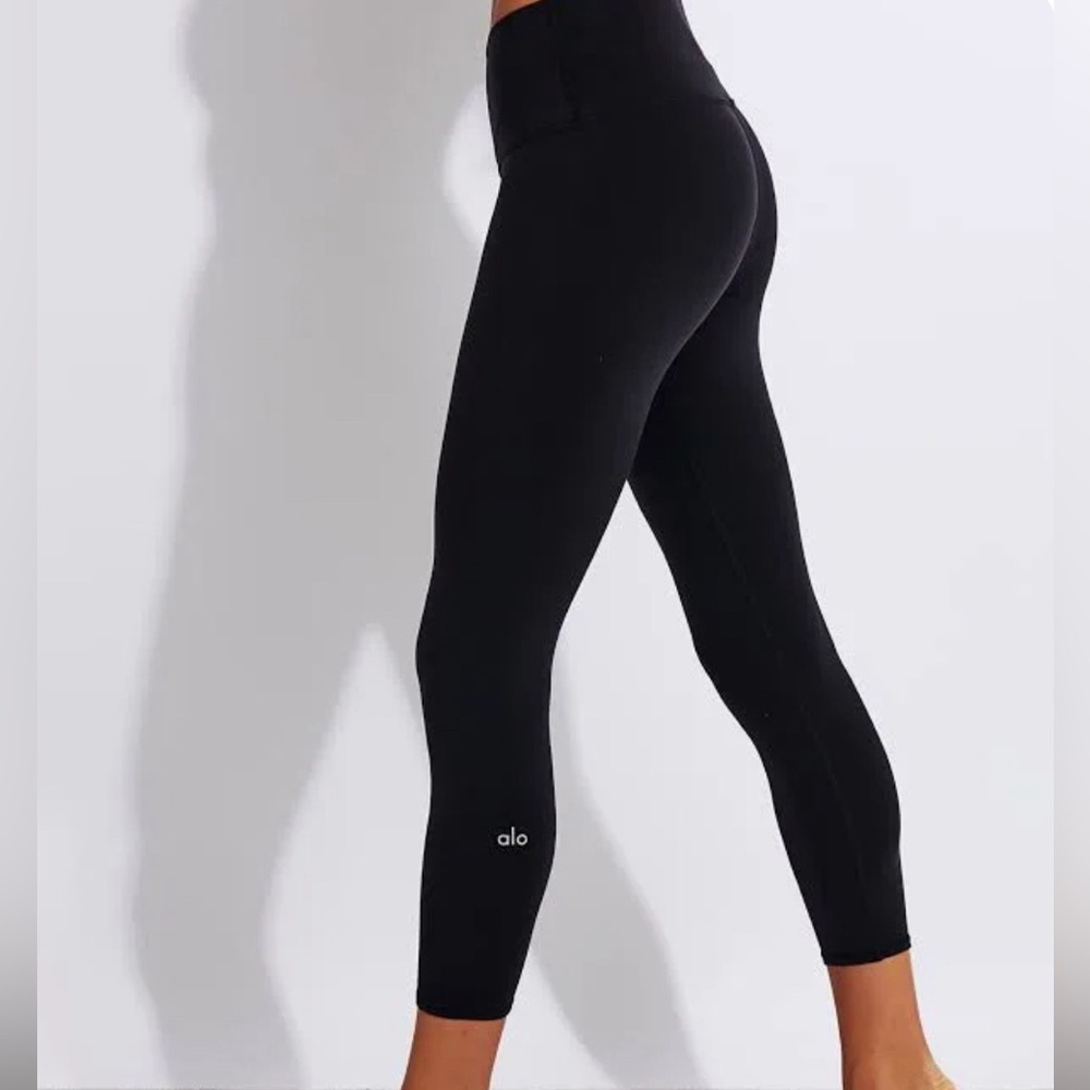 Alo Yoga Airbrush Crop Leggings